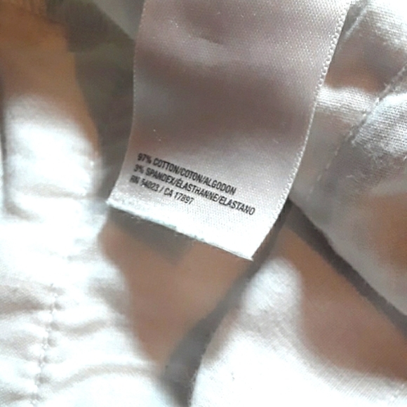 WHITE SHORT SHORTS - Picture 5 of 5